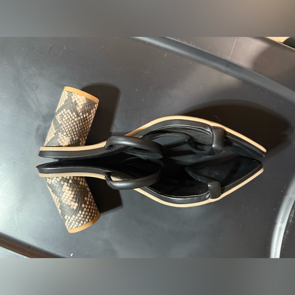 A New Day Heels Black Snake Strappy 8.5 Sandals - Picture 5 of 6